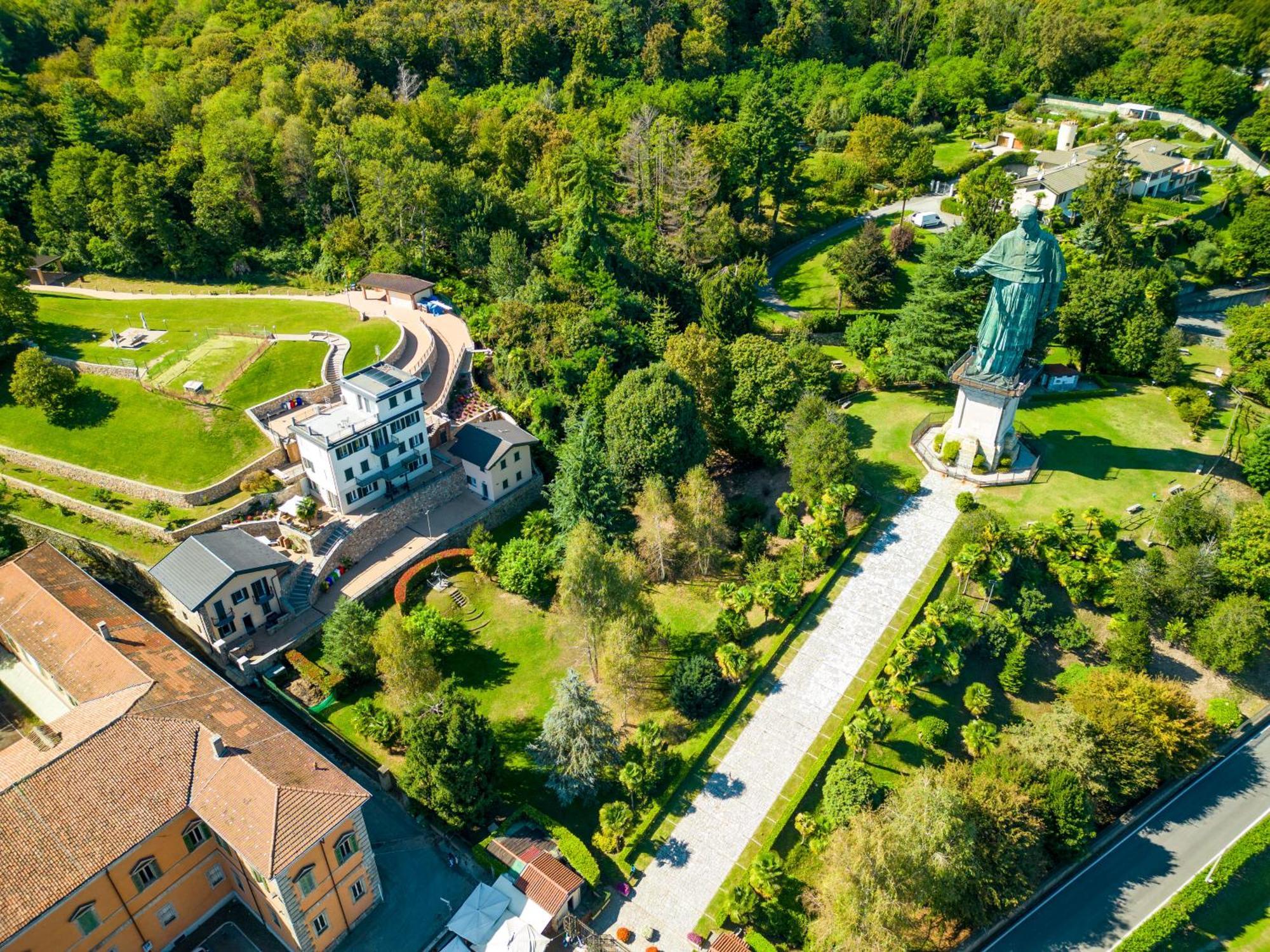 Villa San Carlo Arona Exteriör bild