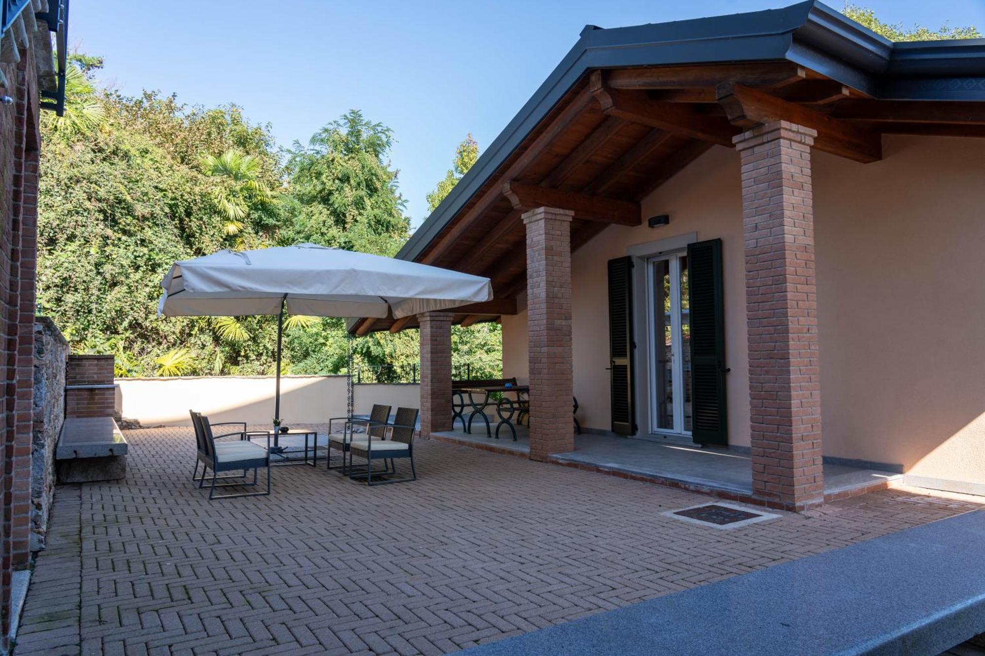 Villa San Carlo Arona Exteriör bild